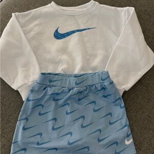 Nike Kids White and Light Blue Set